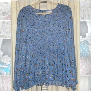 Ditzy floral smocked blouse